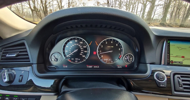 BMW Seria 5 cena 94000 przebieg: 114307, rok produkcji 2015 z Słupsk małe 254